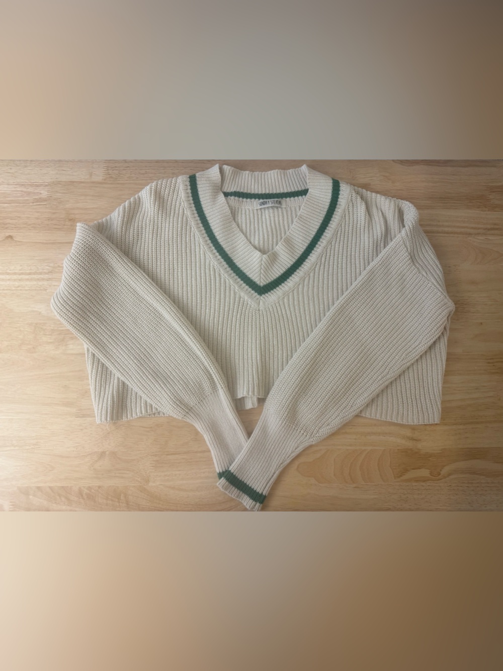 Cream V-Neck Ribbed Sweater with Green Trim - Women